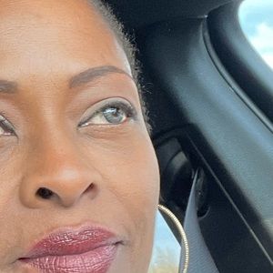 Meet your Posher, Treana